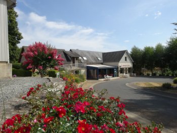 Venez découvrir le site fleurissement et l'Auberge de Concèze en Corrèze